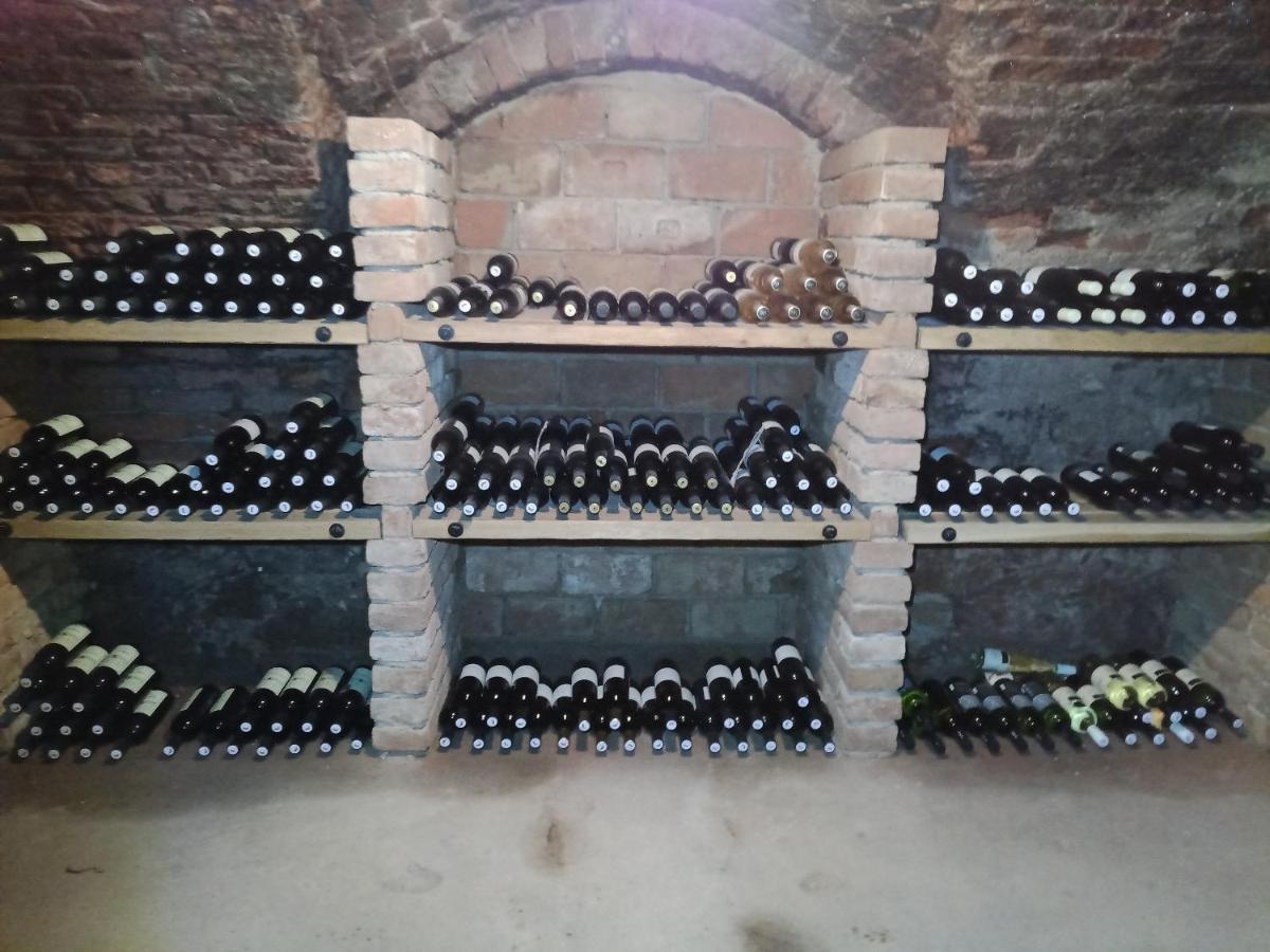 Penzion U Kostela Mlaka Luaran gambar