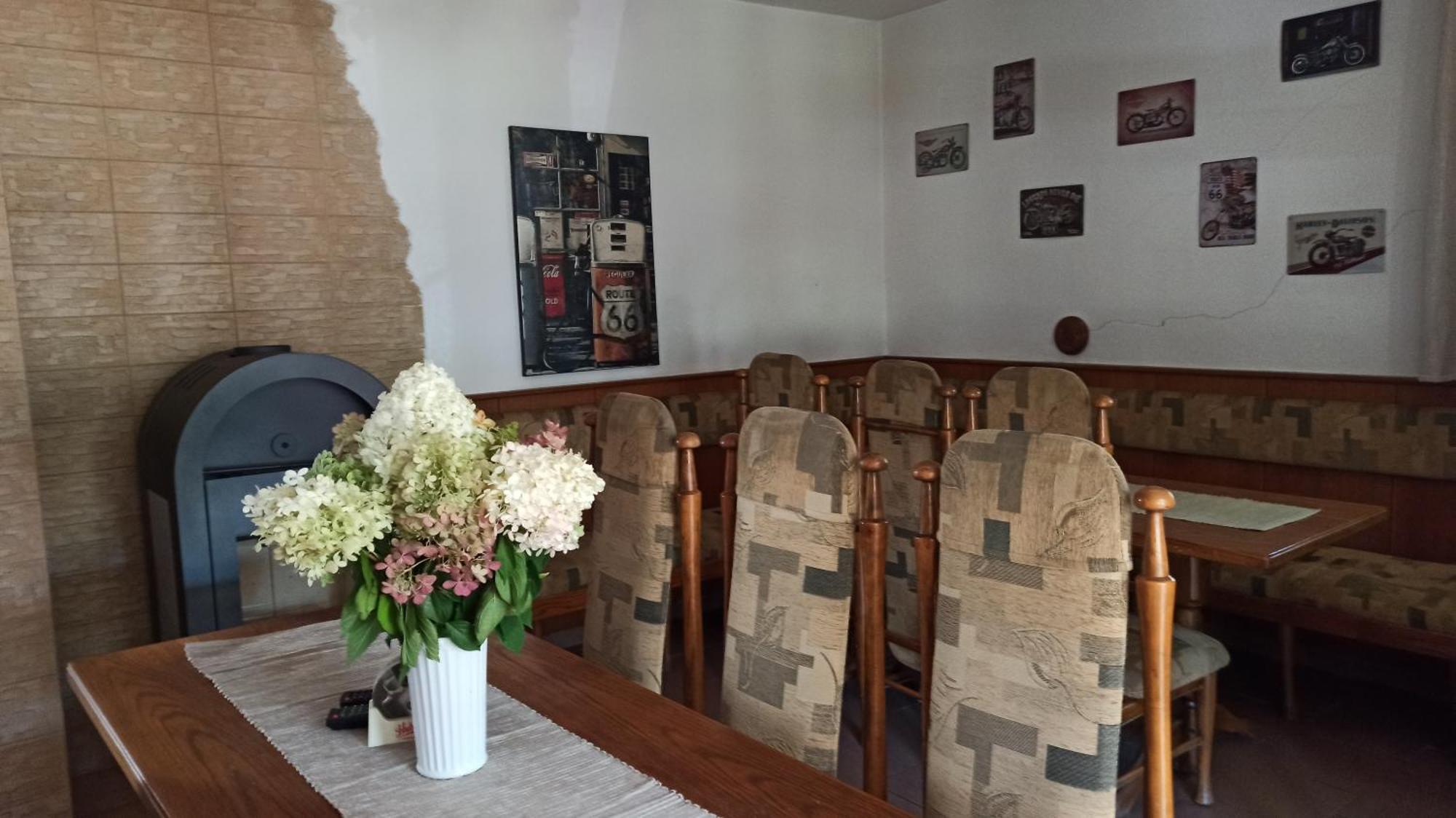 Penzion U Kostela Mlaka Luaran gambar